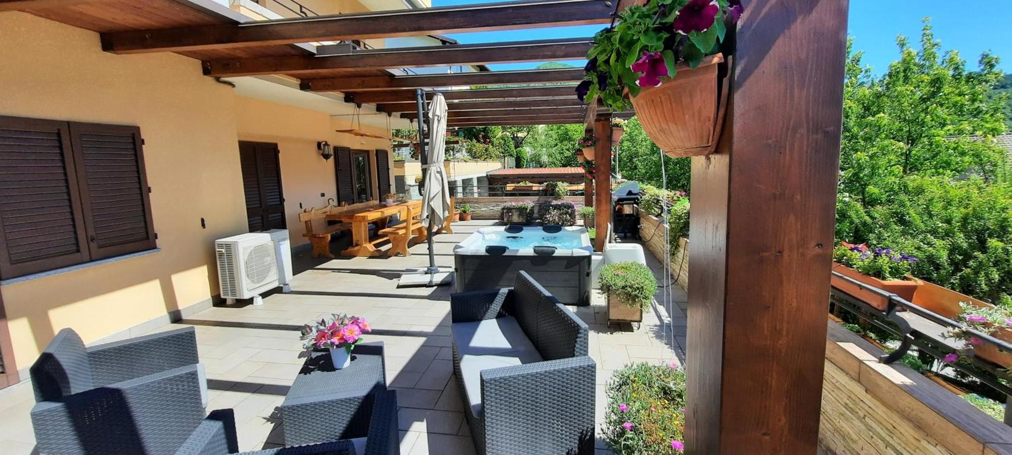 La Terrazza Casa Vacanza Каренно Экстерьер фото