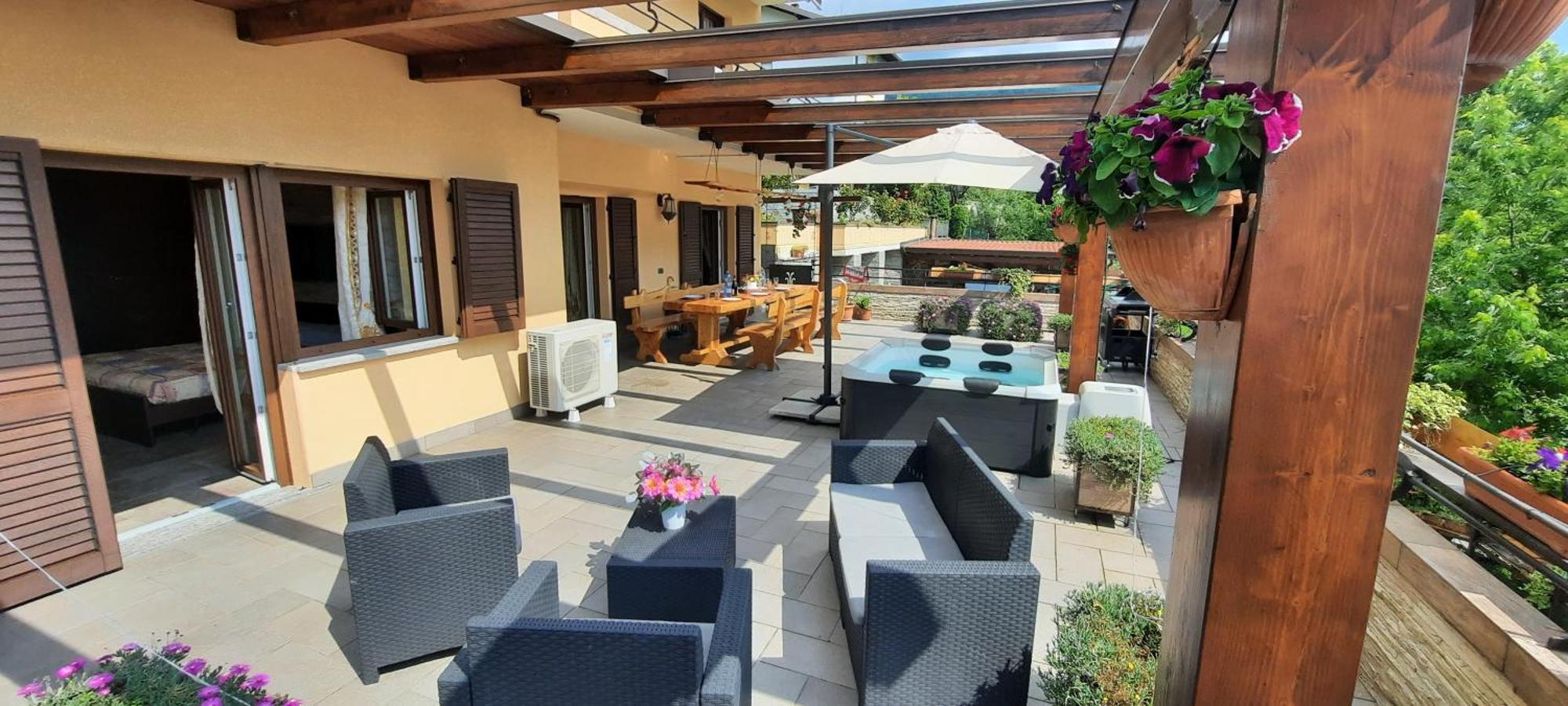 La Terrazza Casa Vacanza Каренно Экстерьер фото